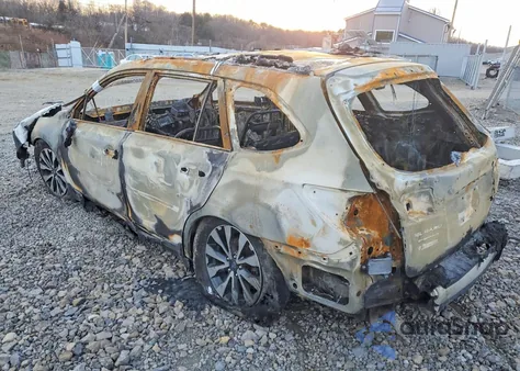 2015 Subaru Outback 3.6R Limited из США, поврежденный, VIN 4S4BSELC1F3249660